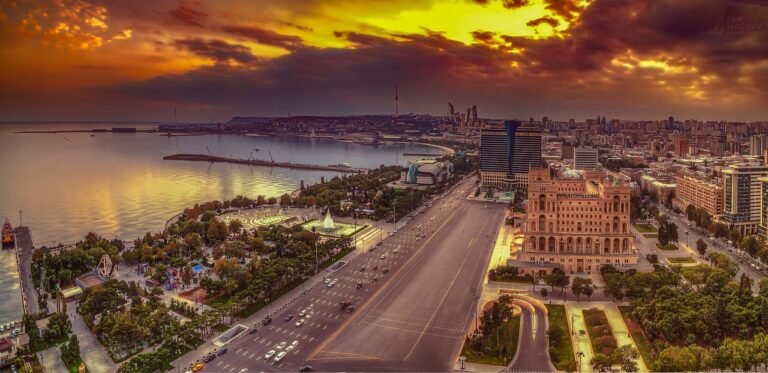 baku, azerbaiyán, panorama, atardecer, mar, caspio, pueblo, ciudad, paisaje urbano, cielo, arquitectura, viaje, este, antiguo, viejo, muro, clásico, exterior, edificio, estilo, oriental, famoso, turismo, torre, gente, baku, baku, baku, baku, azerbaiyán, naturaleza, azerbaiyán, azerbaiyán, azerbaiyán, azerbaiyán