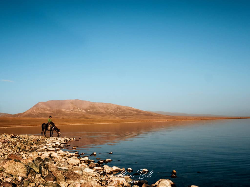 son kul lake