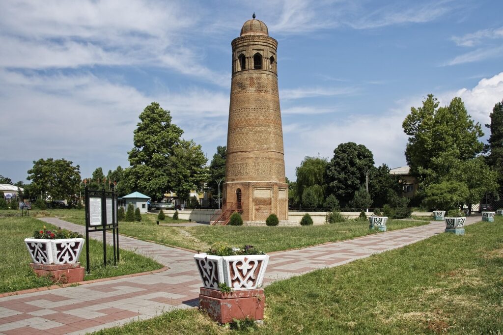 kyrgyzstan, uzgen, ösgön, üzgen minaret, minaret of ösgön, minaret, building, historical, park, museum, religion, islam, central asia