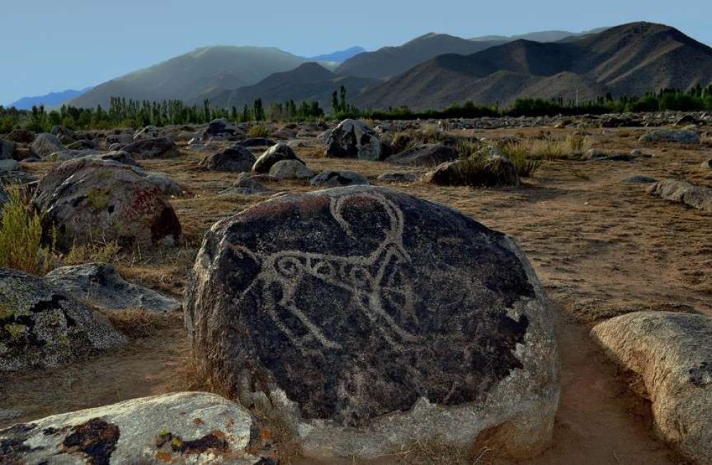 cholpon ata petroglyphs museum