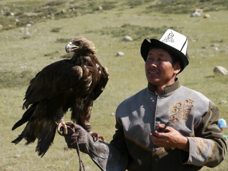 eagle hunting