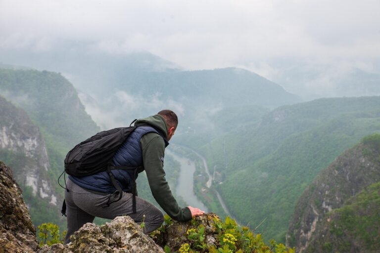 Ratsek Hut Trekking